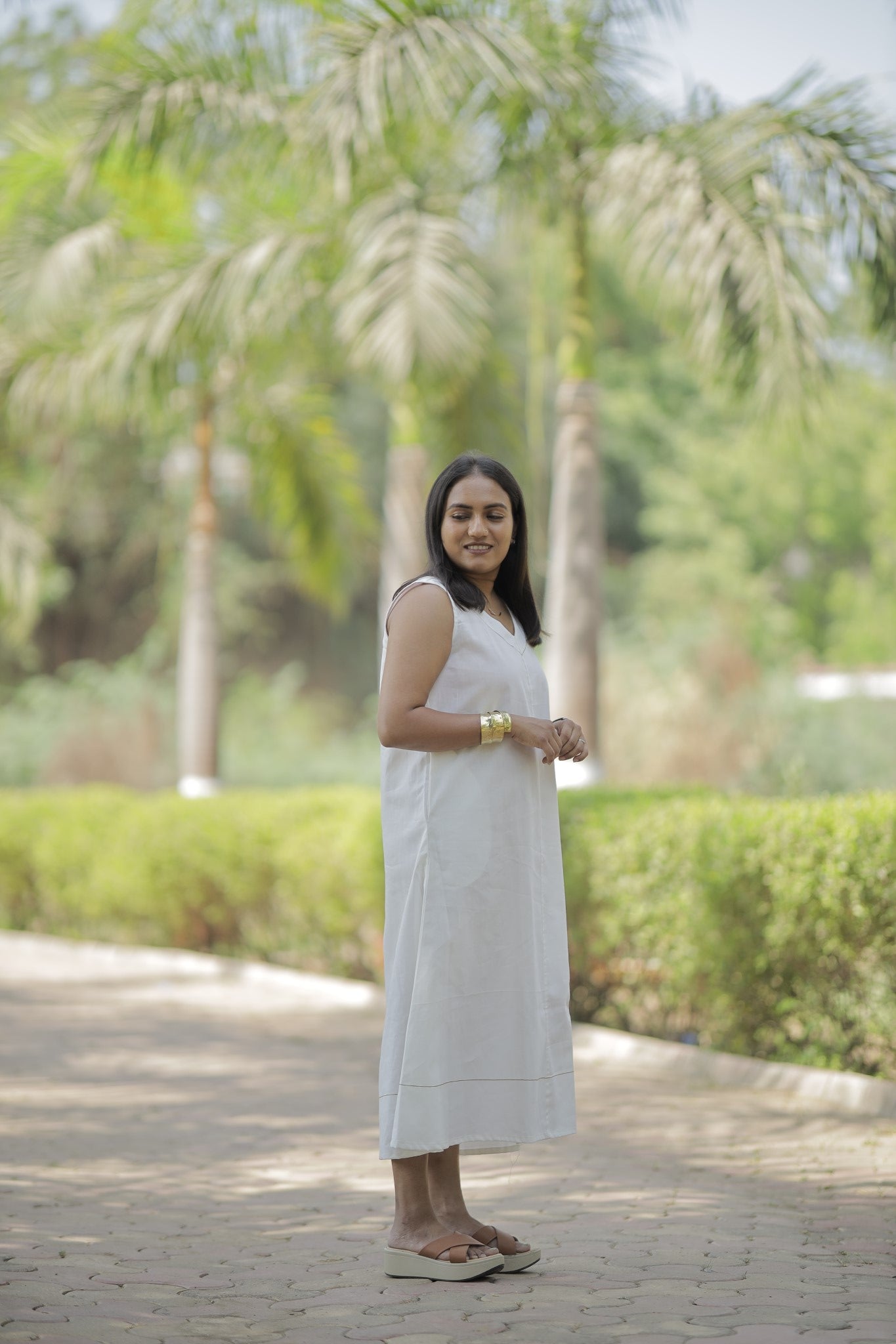 Apsara - Minimal Flamingo White Summer Dress