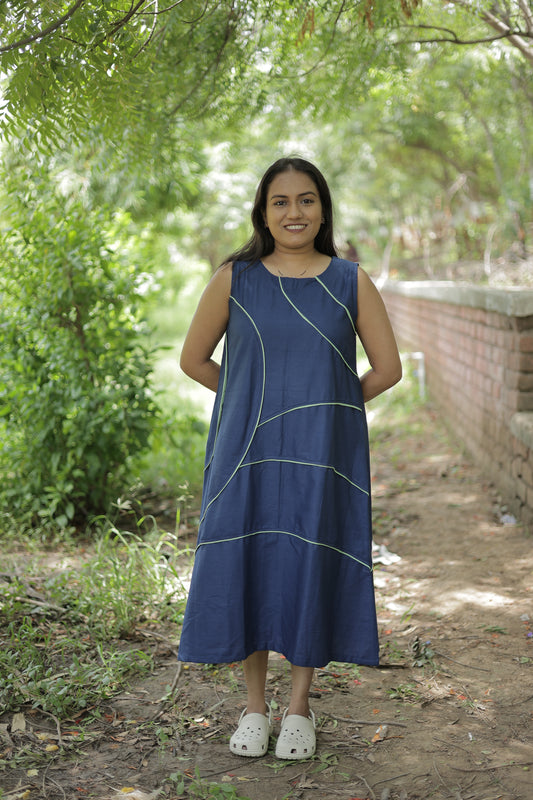Nayra – Navy Blue Piped Cotton Midi Dress