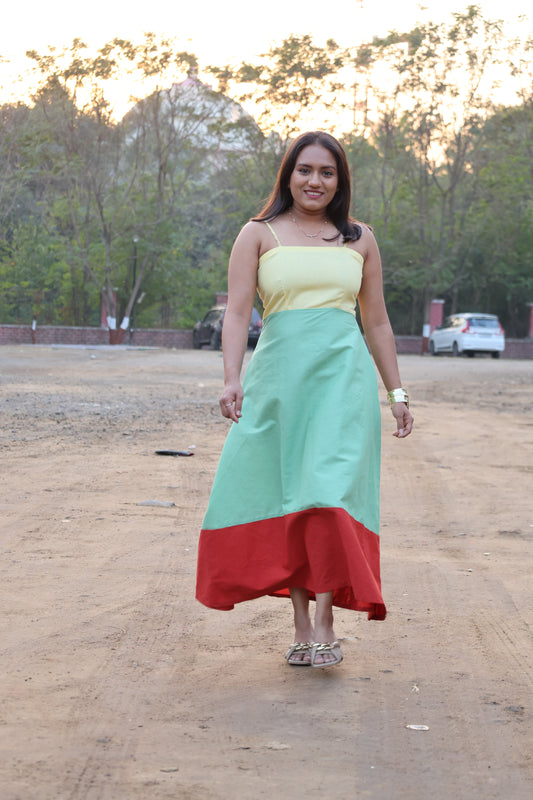 Titli Spaghetti Long Dress